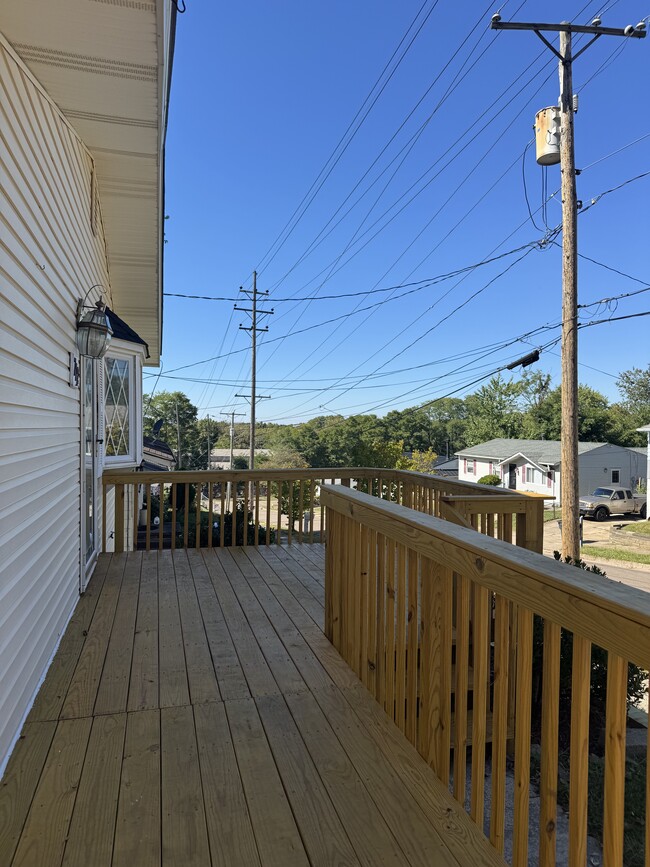 Building Photo - 712 Freedom Ave