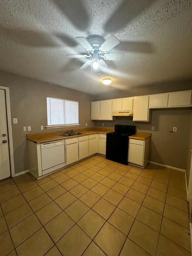 Foto del edificio - 2 Bedroom in Springhill ISD