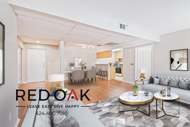 Building Photo - Spacious Two Bedroom with a Private Balcon...