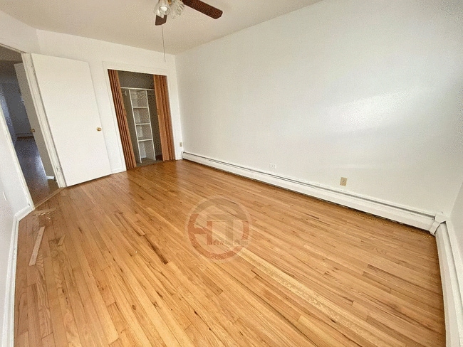 Building Photo - 1647 Pilgrim Ave