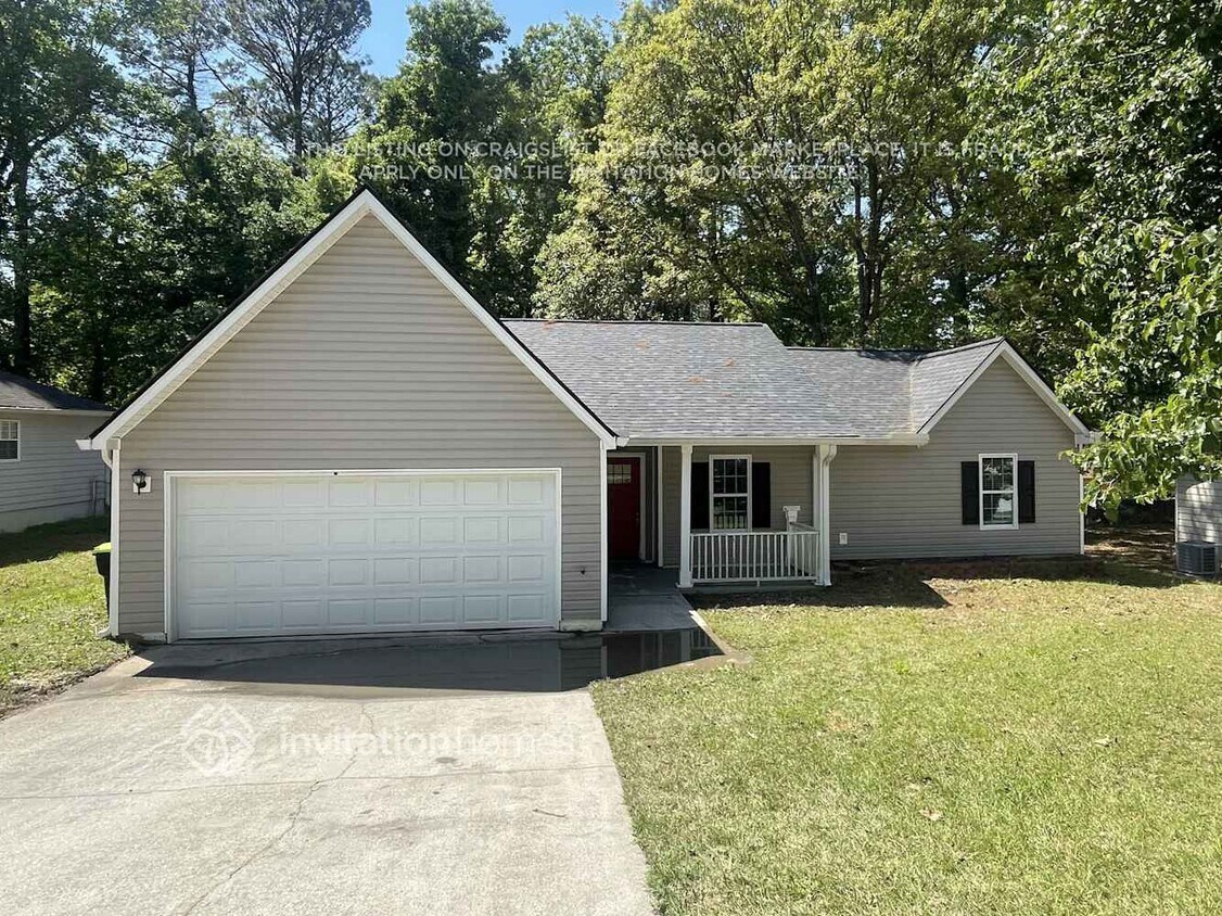 Foto principal - 1415 Oak Knoll Dr NE