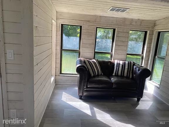 Foto del edificio - 3 br, 2 bath House - 502 E Washington St