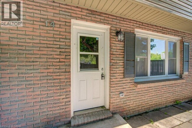 Photo du bâtiment - 288 Clyde Rd