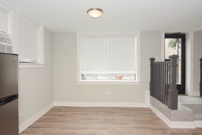 Foto del edificio - 3545 N Broadway