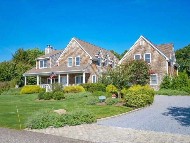 Building Photo - 25 Post Fields Ln