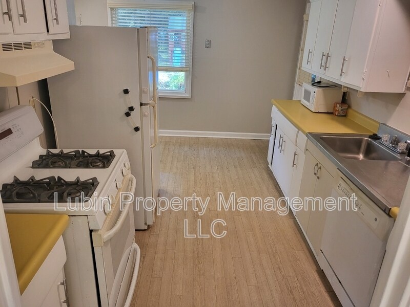 Building Photo - 5418 Brantford Ave