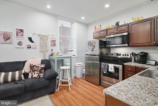 Foto del edificio - 1808 N 18th St #2