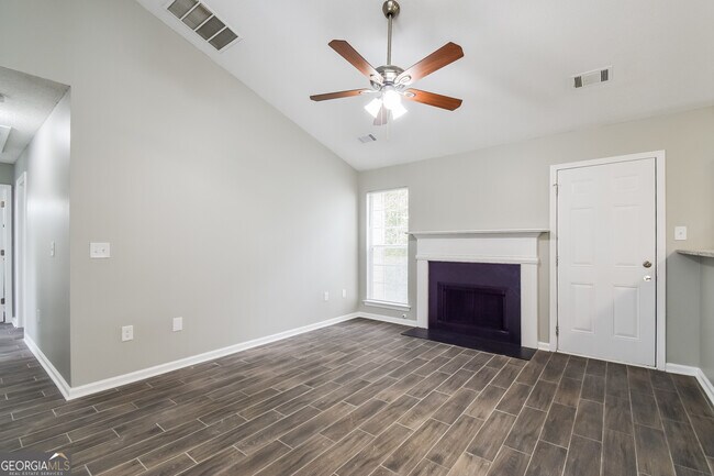 Foto del edificio - 9407 Rollinghills Dr