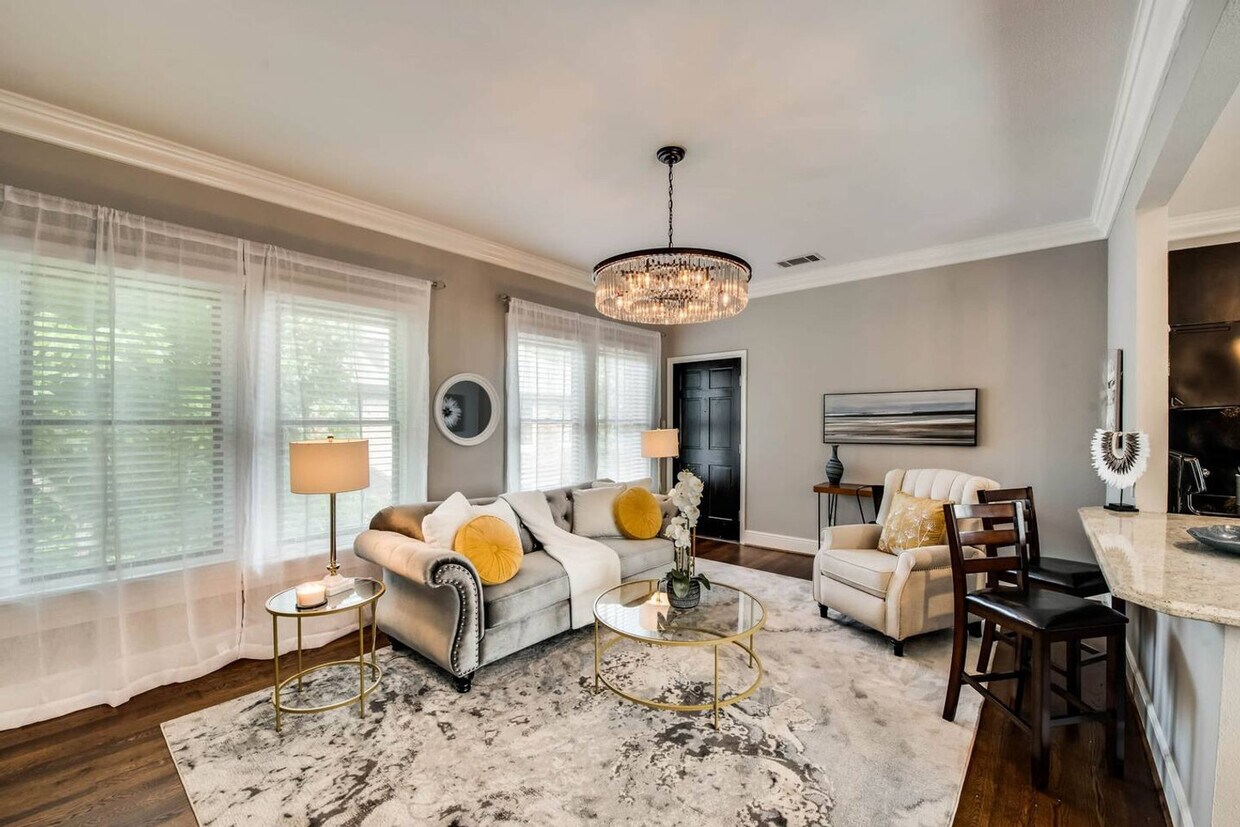 Photo - 4417 Swiss Ave (Dallas, TX)