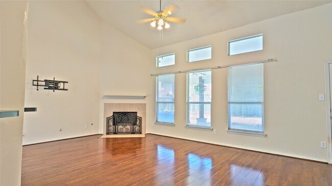 Building Photo - 9502 Curry Landing Dr
