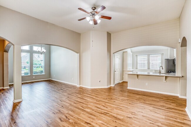 Foto del edificio - 4810 Bay Vista Dr