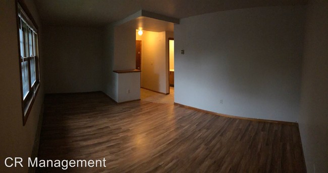Foto del edificio - 701 N Rouse Ave