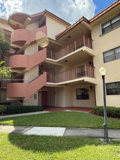 Foto principal - 7401 NW 16th St