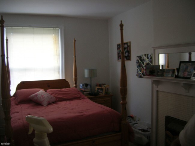Foto del edificio - 5863 Hobart St