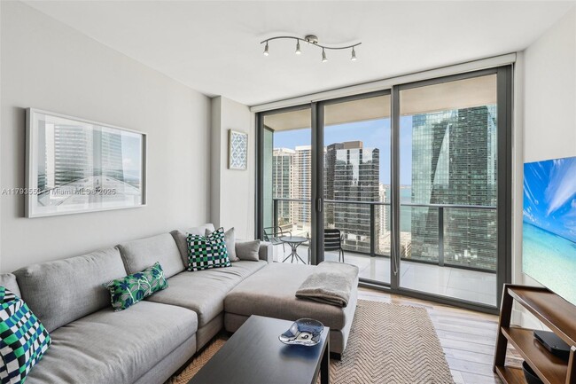 Foto del edificio - 1300 S Miami Ave