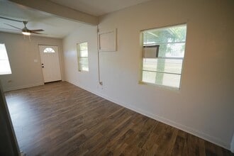 Building Photo - 1015 Joe Louis St Building Photo - 1015 Joe Louis St