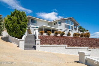 Building Photo - 10676 Singletree Trail