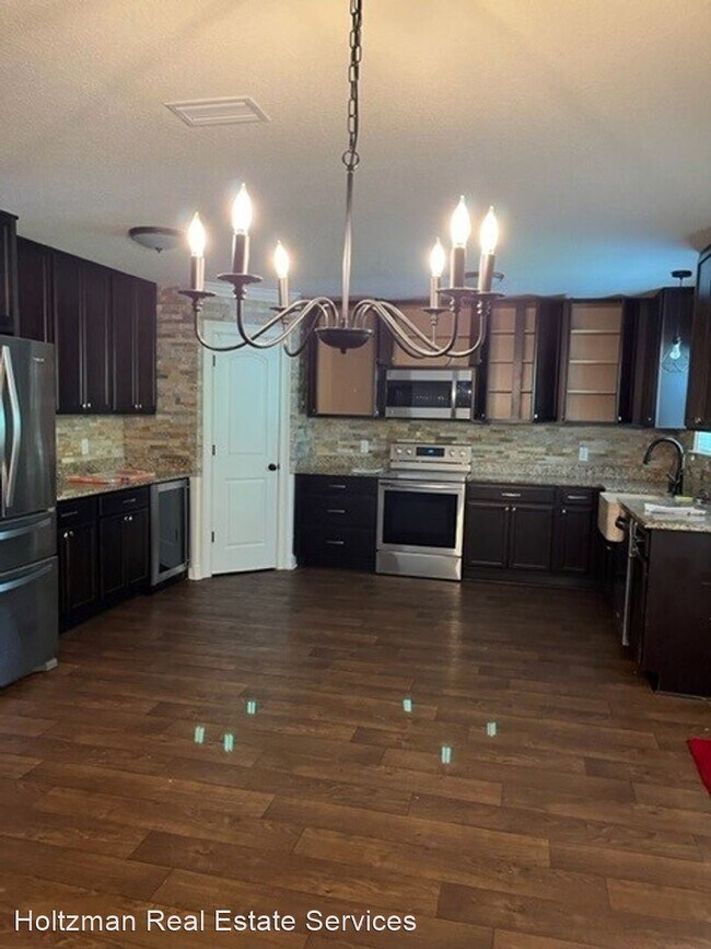 Foto del edificio - 5 br, 3 bath House - 55 NE Clay Street