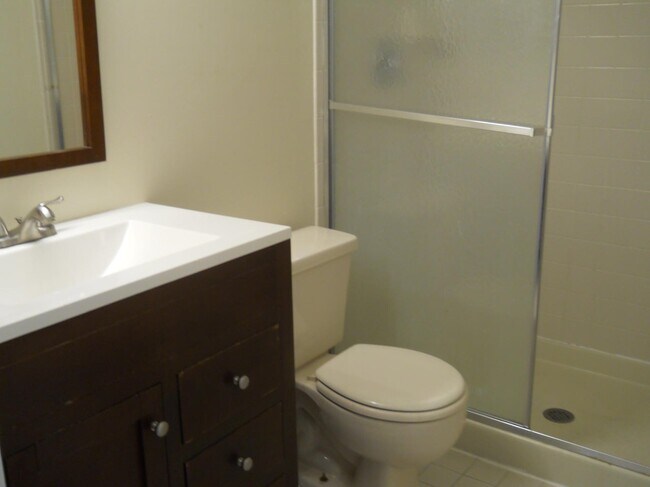 Building Photo - 3955 Village Dr