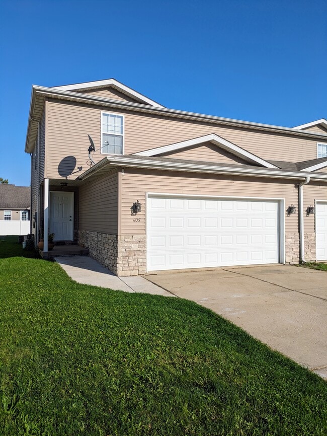 Foto del edificio - 1106 Emma Ct