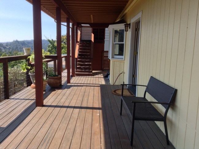 Building Photo - 340 Tabor Dr