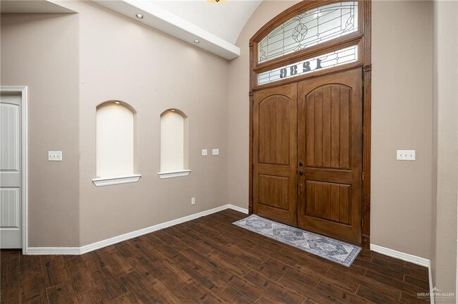 Building Photo - 30 Chloe Rae Cir