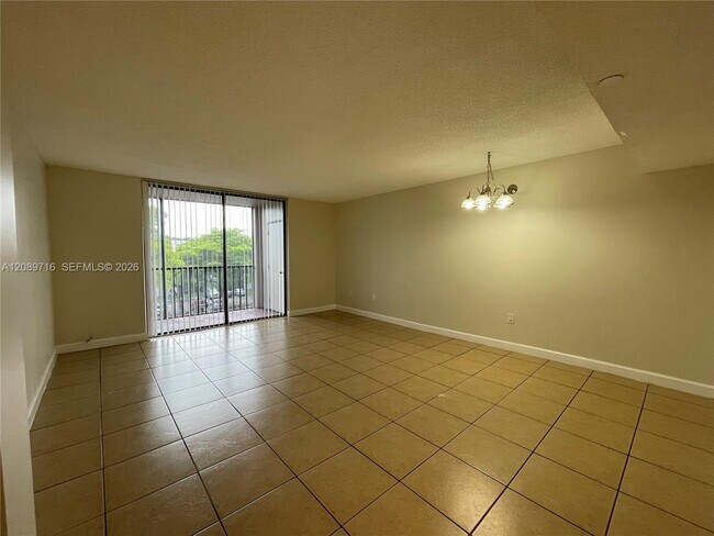 Building Photo - 8730 SW 133rd Avenue Rd