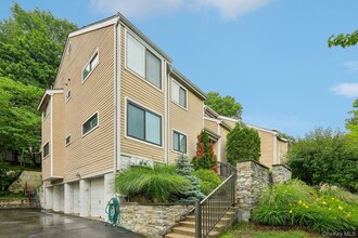 Building Photo - 159 Birchwood Cl