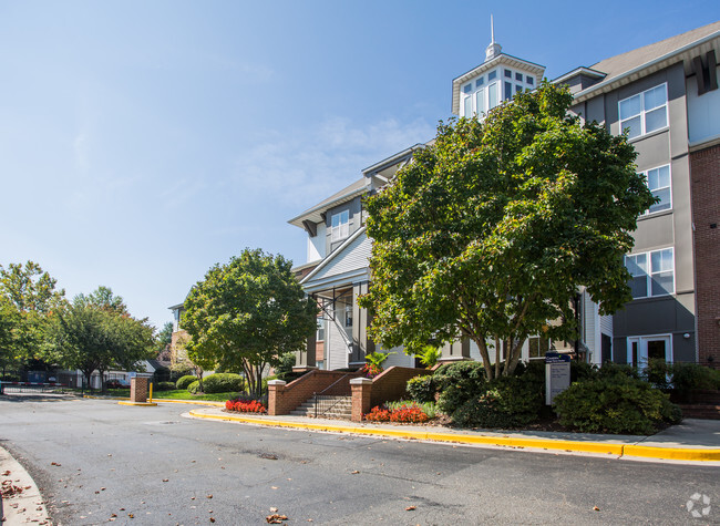 Haven Largo Apartments - 9701 Summit Cir Largo, MD | Apartments.com