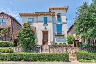 Building Photo - 7039 Comal Dr
