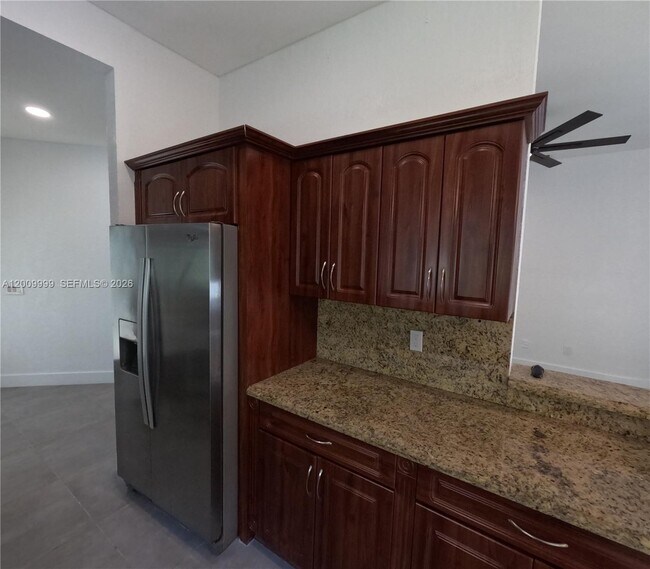 Foto del edificio - 1211 SW 84th Terrace