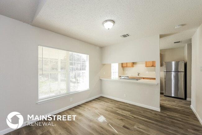 Foto del edificio - 9906 Sandy Field Dr
