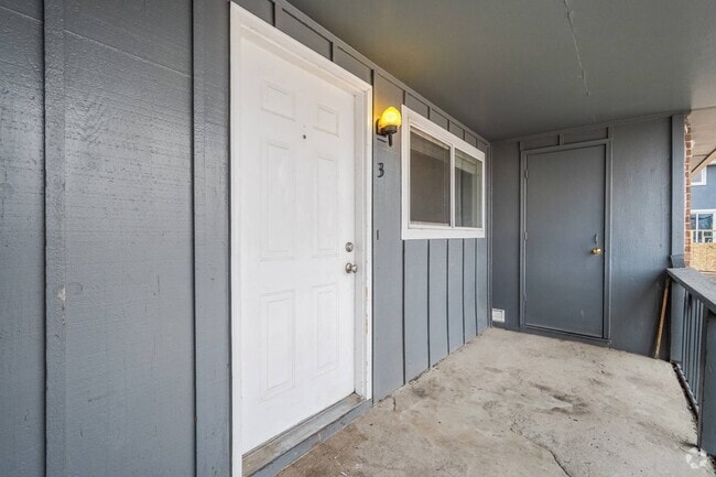 Building Photo - 1020 Chiricahua Loop