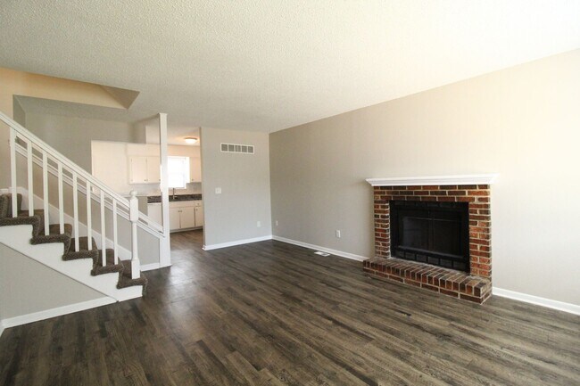 Foto del edificio - Updated 3 Bedroom 2 Bath Duplex in Olathe