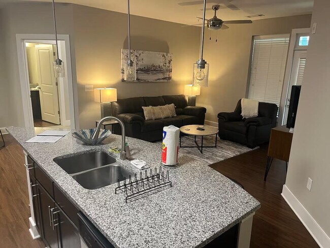 Foto del edificio - 6770 Broad Street