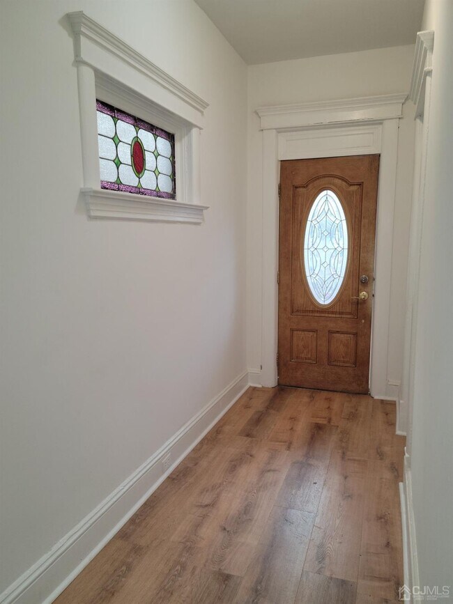 Foto del edificio - 342 Maple St