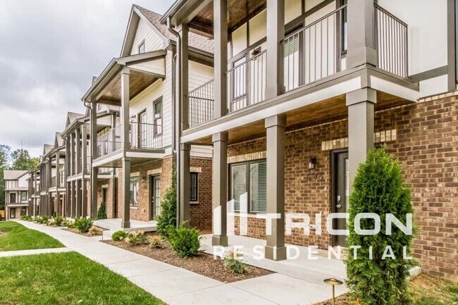 Building Photo - 1242 Hillwood Private Cove Nashville TN