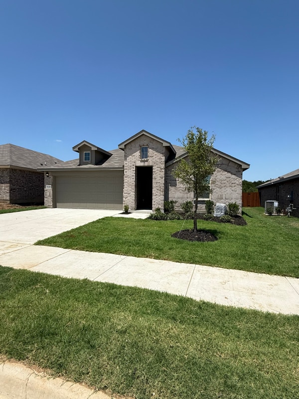 Building Photo - 1628 Alberque Dr