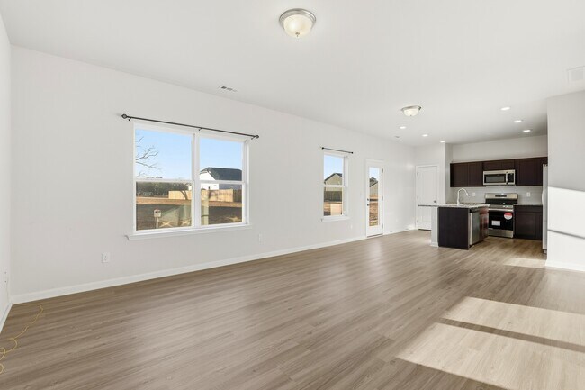 Foto del edificio - 103 S Torrent Ct