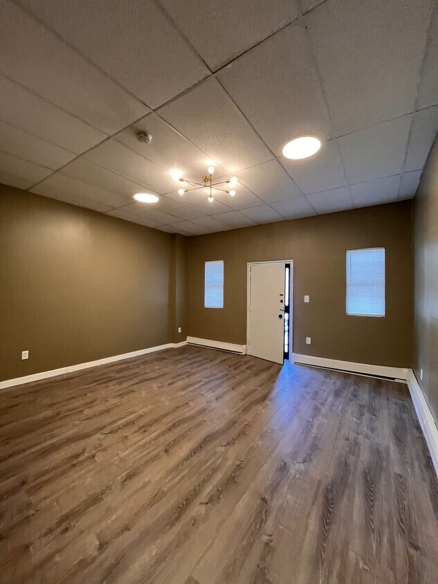 Foto del edificio - 176 Monticello Ave