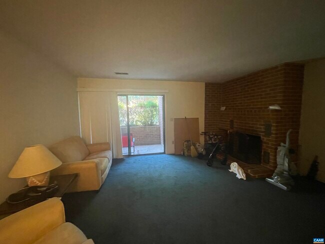 Foto del edificio - 123 Turtle Creek Rd