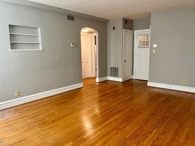 Foto del edificio - 711 N Broom St