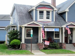 Building Photo - 13 W Main St
