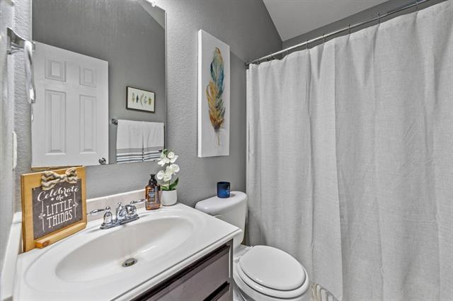 Foto del edificio - 2101 Athabasca Falls Dr