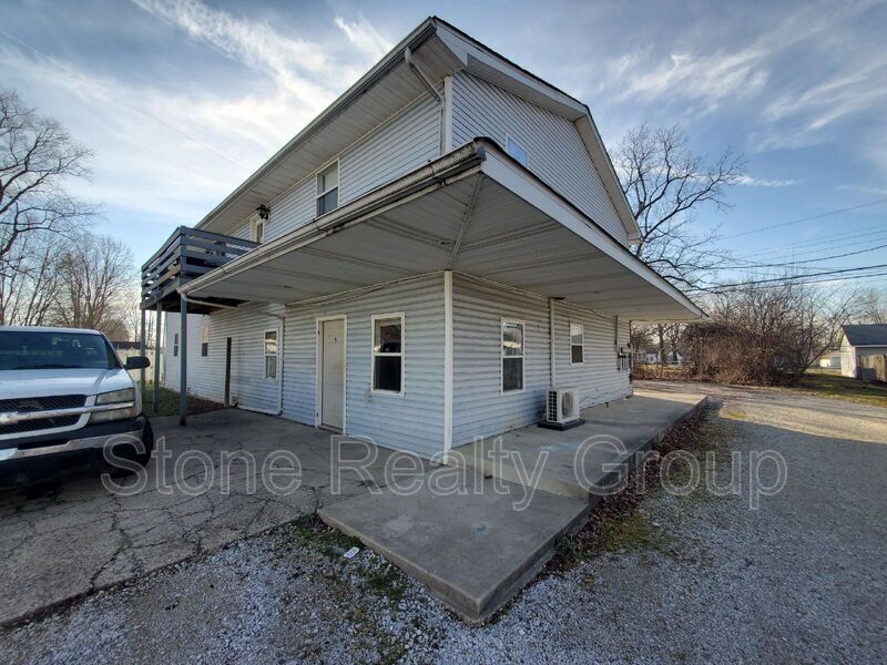 510 N Virginia St Unit Apt 5, Rockville, IN 47872 Condo for Rent in