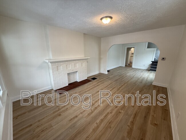 Foto del edificio - 1295-1297-1297 Lockbourne Rd