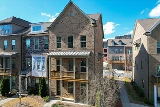 Building Photo - 5051 Pinckney Ln