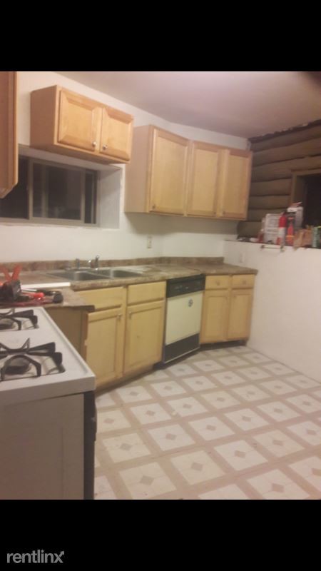 Building Photo - 3 br, 1 bath House - 4900 Parkview
