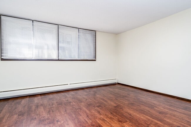 Foto del interior - 2626 Fremont Ave S