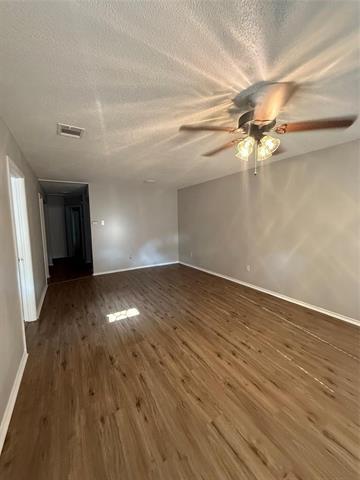 Foto del edificio - 304 E Hickory St